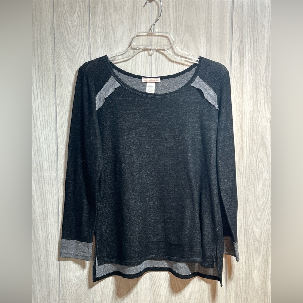 Claudia Richard Black And Gray Lightweight Sweater Size Medium